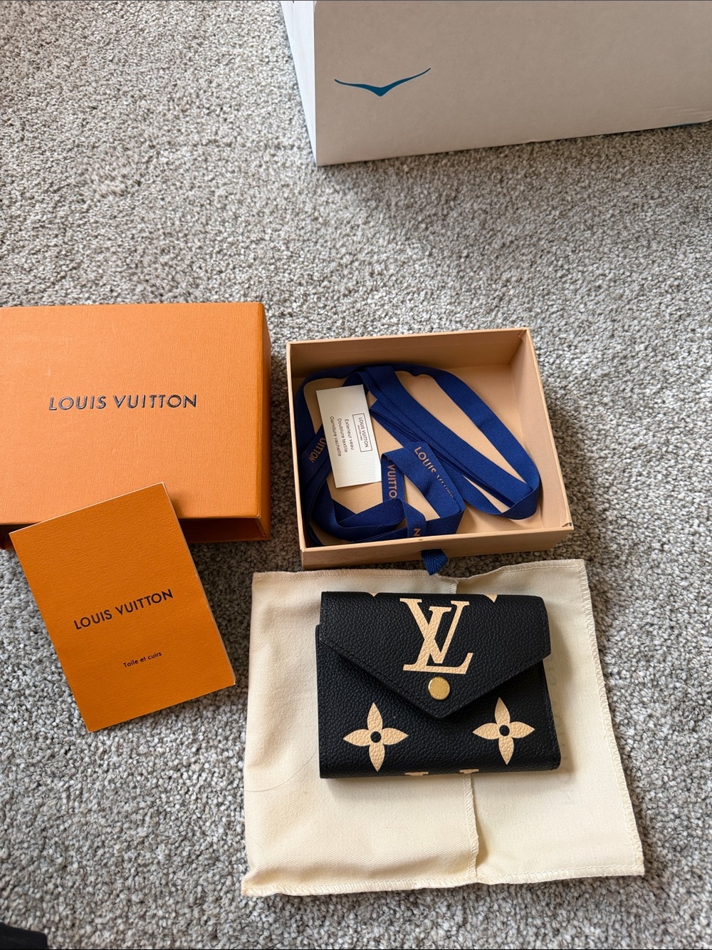 Unbranded LV Black & Cream Monogram Small Envelope Card Case